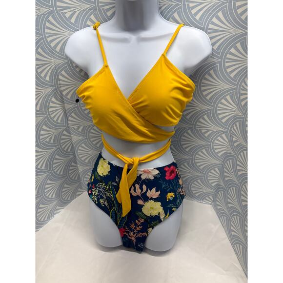 NEW Cupshe wrap up top high waisted bikini sets two piece swimsuit size X-large - Picture 1 of 8